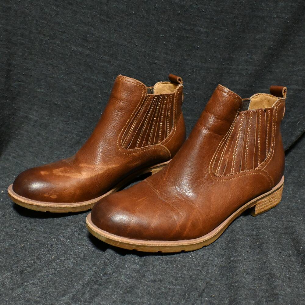 Sofft Women's 8.5M Bellis III Chelsea Brown Leather Boots Aqua Distressed